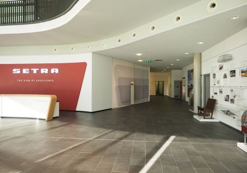 Setra Showroomgestaltung